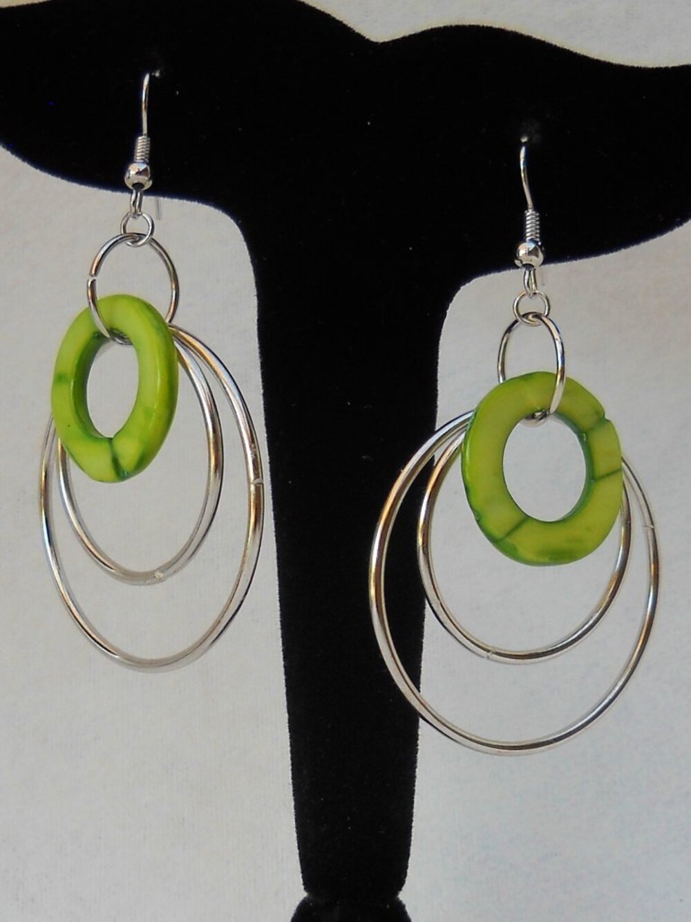 Green Pearl Shell Earrings Hoop Silver Tone Metal Rings Dangle Handmade New Gift